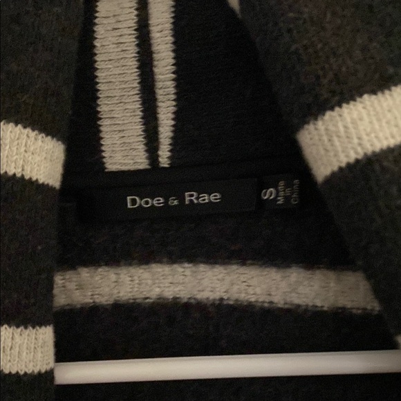 Doe & Rae - Shin-Length Cardigan - Picture 3 of 6